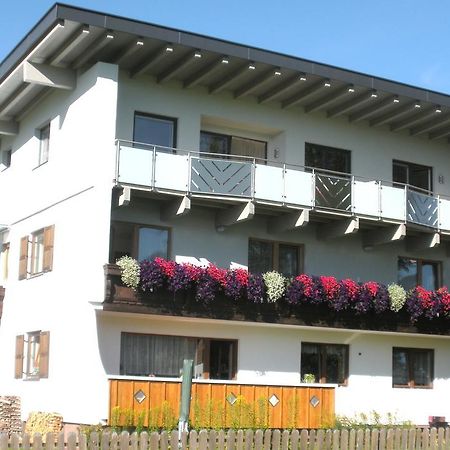 Haus Margit Apartamento Kössen Exterior foto